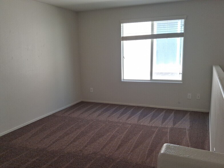 Building Photo - 8011 Torremolinos Ave