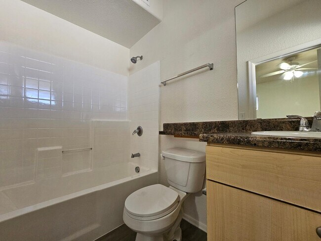 Building Photo - 18416 N Cave Creek Rd