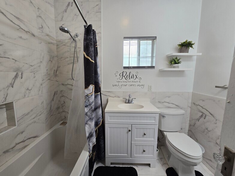 Bathroom - 2111 6th Ave