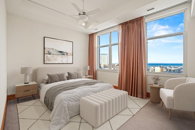 Building Photo - 1313 N Franklin Pl