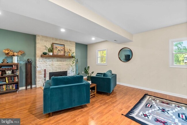 Building Photo - 1625 Old Annapolis Rd