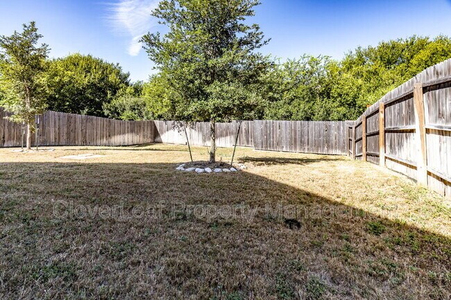 Building Photo - 10214 Robbins Grove