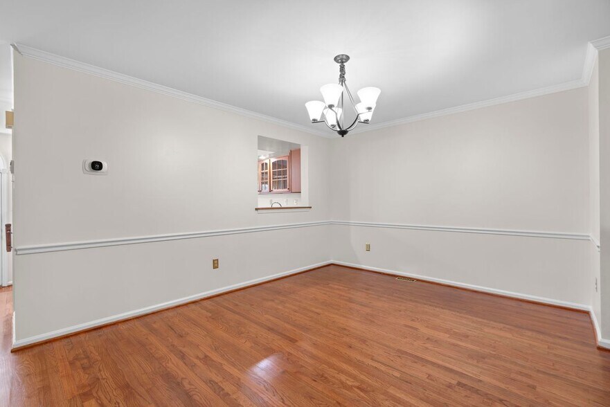 Building Photo - 8710 Birkenhead Ct