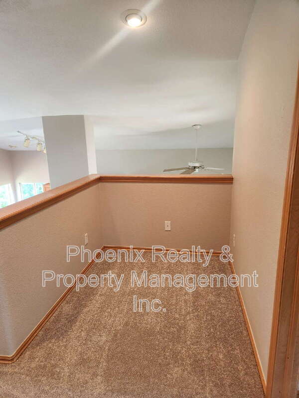 Building Photo - 1306 Lambert Cir