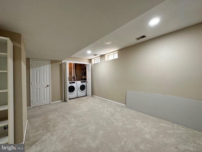 Building Photo - 6123 Martins Landing Ct