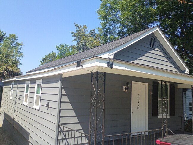 Building Photo - 276 Hydrolia St