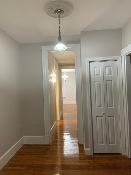 Hallway - 91 Walnut St