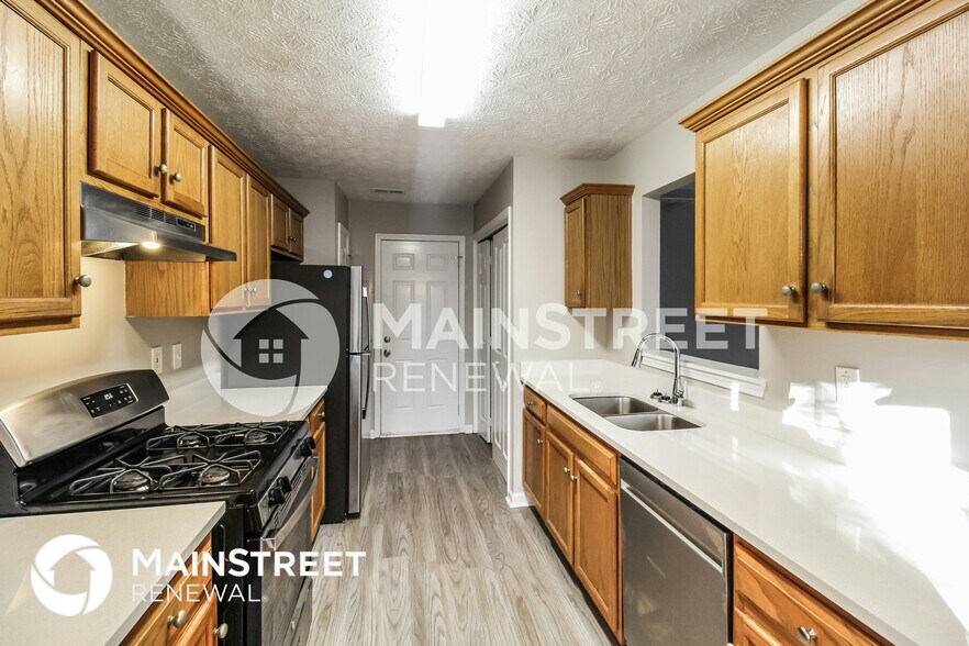 Building Photo - 120 Eagle's Crest Ln