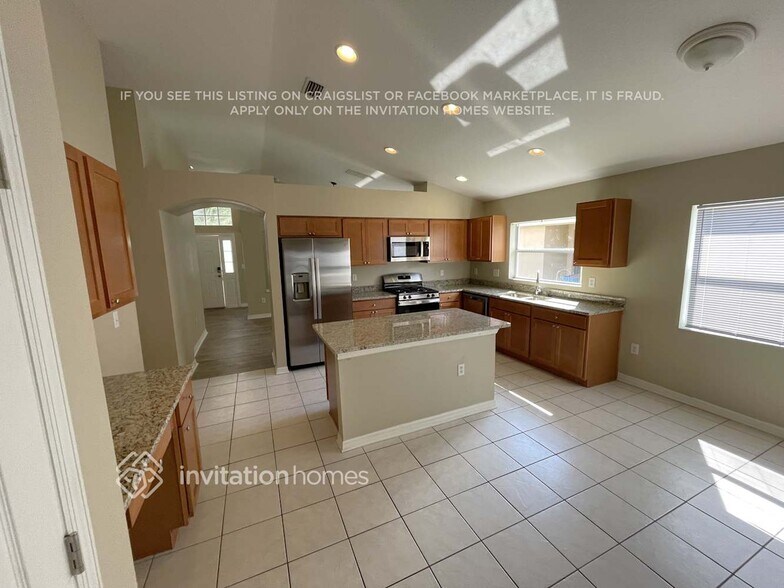 Building Photo - 24447 Summer Wind Ct