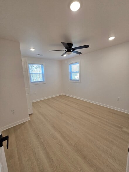 Building Photo - 198 S Court St