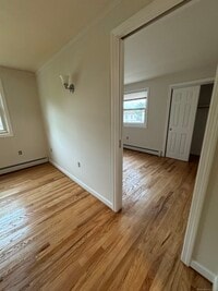 Building Photo - 90 Kibbe St