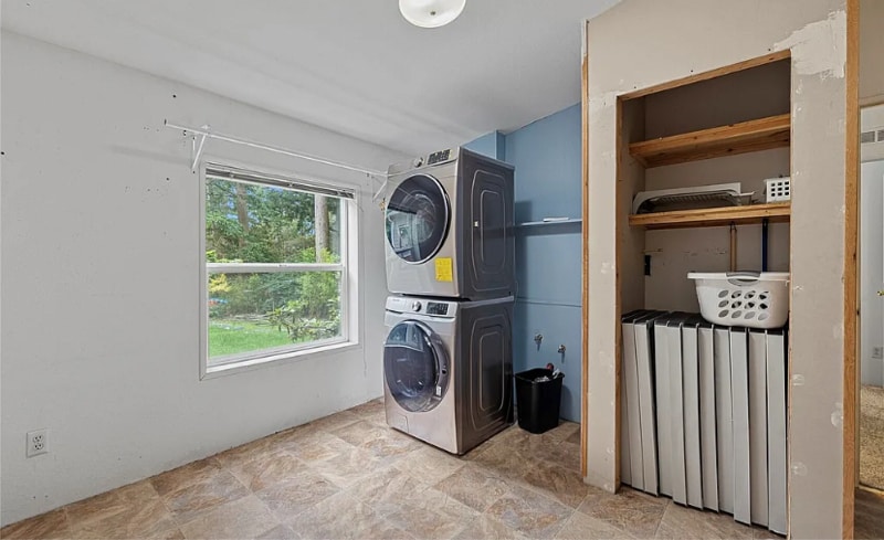 Building Photo - 159 E Crescent Harbor Rd