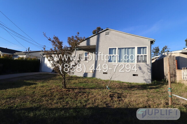 Building Photo - 5304 Nutmeg St