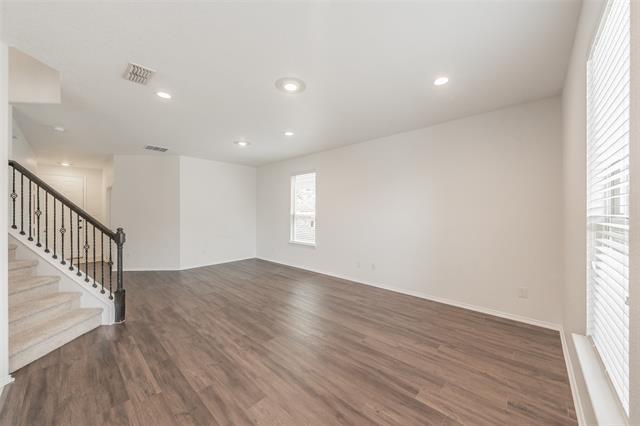Building Photo - 6268 Topsail Dr