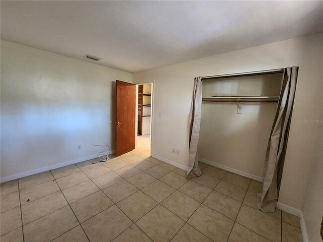 Building Photo - 6140 NW 26th St
