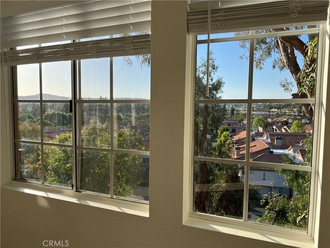 Building Photo - 24480 Mozer Dr