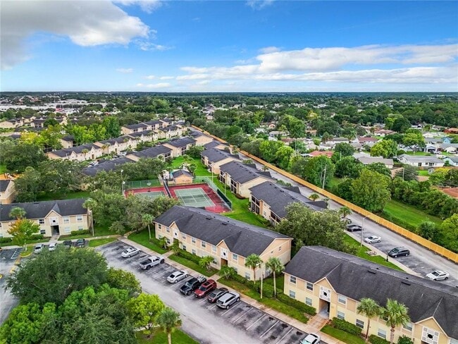 Building Photo - 9916 Sweepstakes Ln