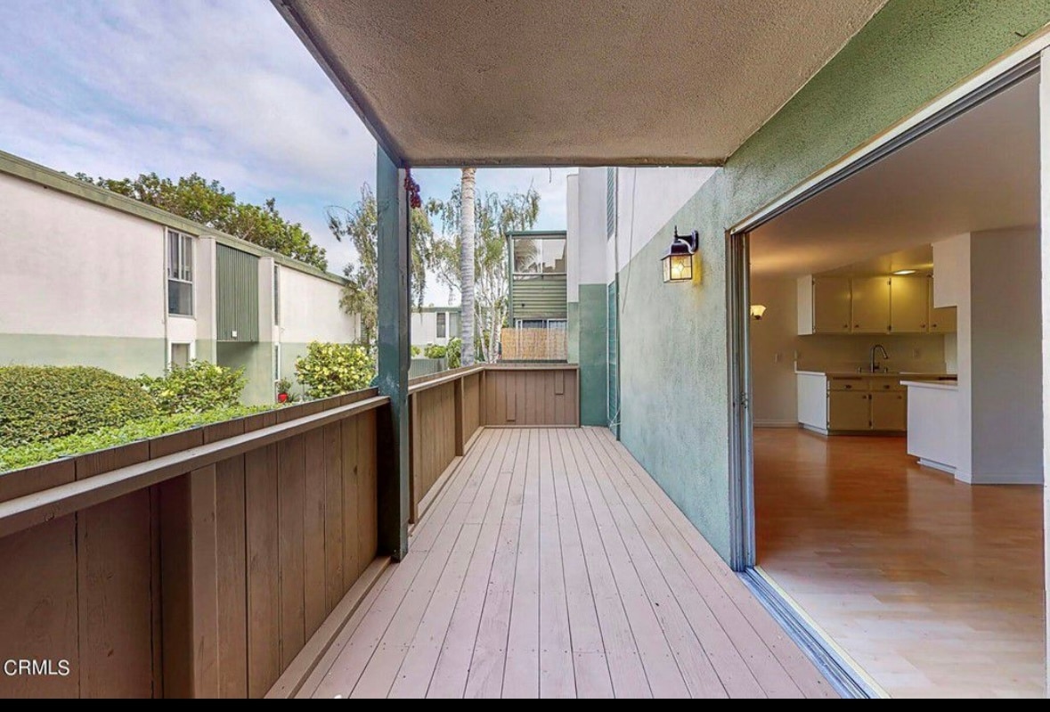 Spacious Patio Deck - 3700 Dean Dr