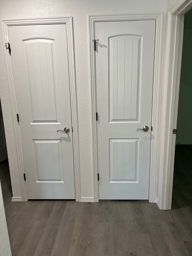 Building Photo - COX-POPLAR ST