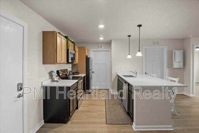 Building Photo - 260 Spanish Moss Cir