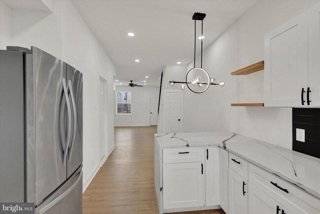 Building Photo - 2117 S Alden St