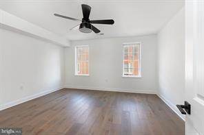 Building Photo - 1830 Montrose St