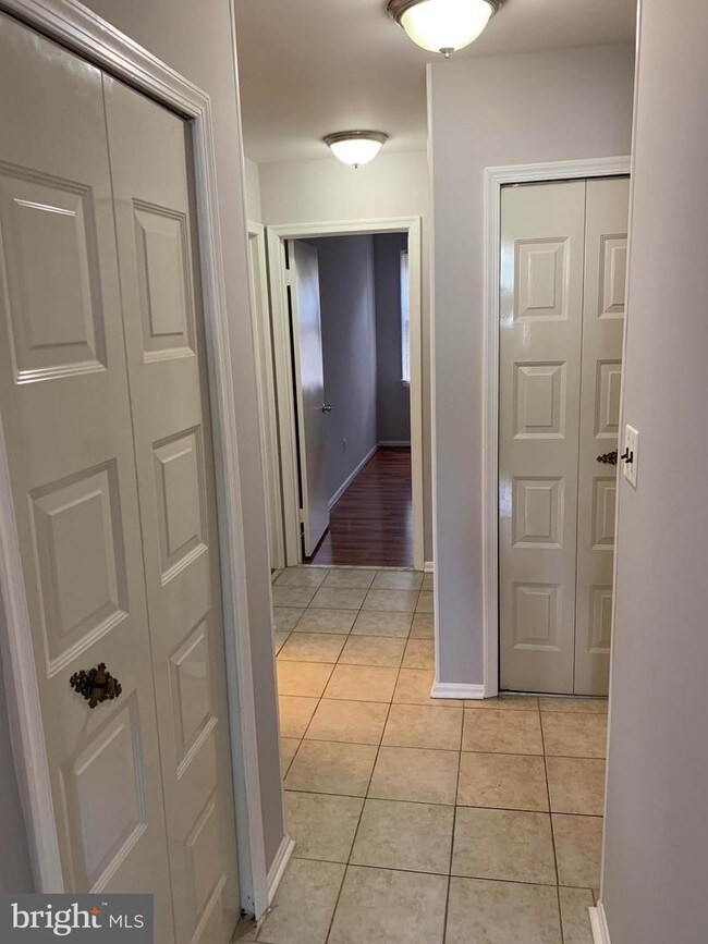 Building Photo - 12603 English Orchard Ct