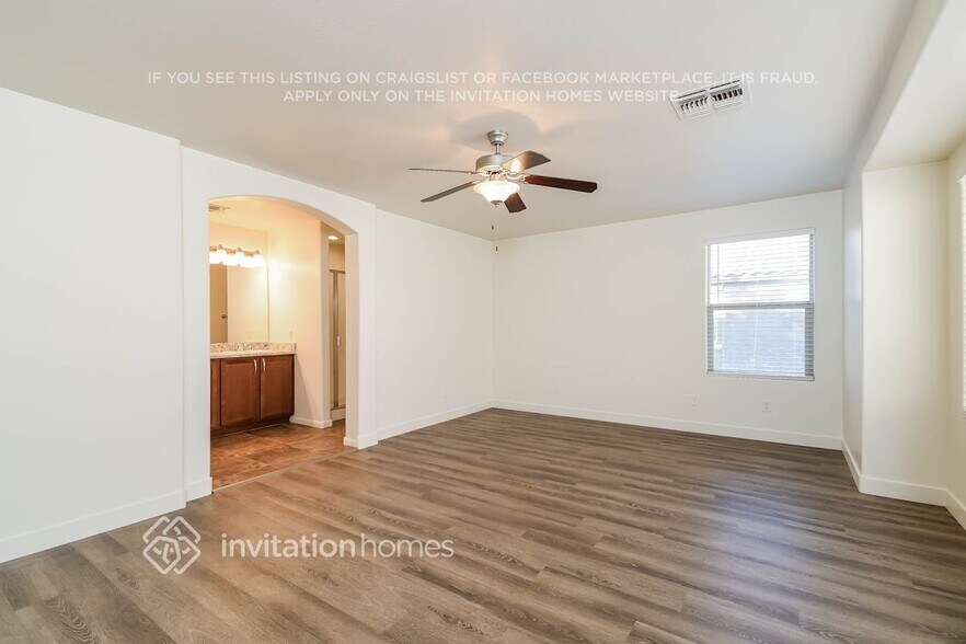 Building Photo - 3386 E Liberty Ln