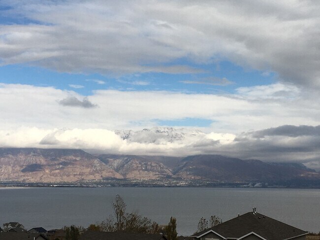 Building Photo - 3558 Sharp Shinned Trail