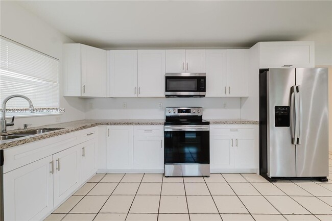Building Photo - 6130 Flagler St