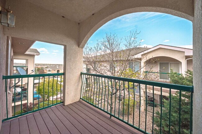 Building Photo - 3080 Mandalay Grove