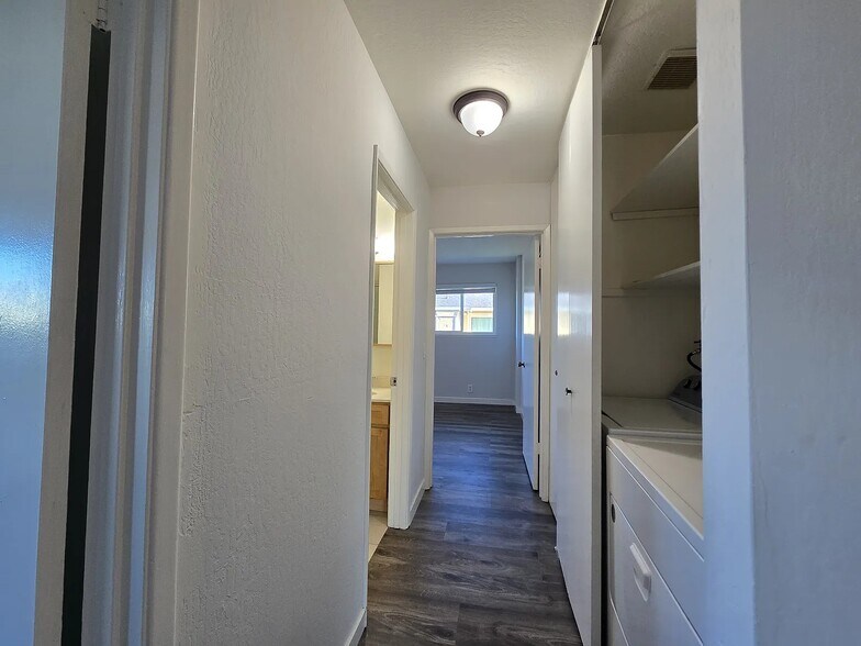 Building Photo - 14583 Doolittle Dr