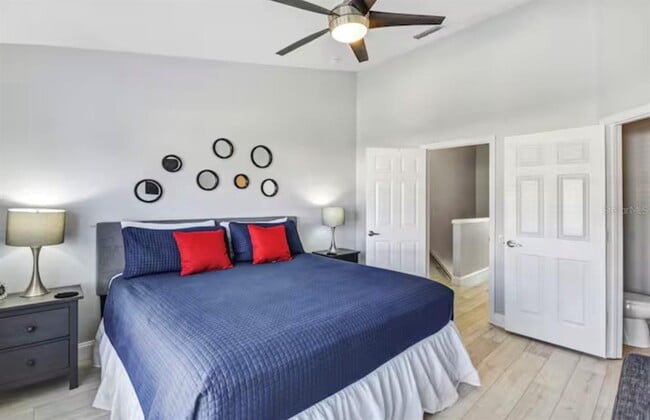 Building Photo - 8117 Princess Palm Ln