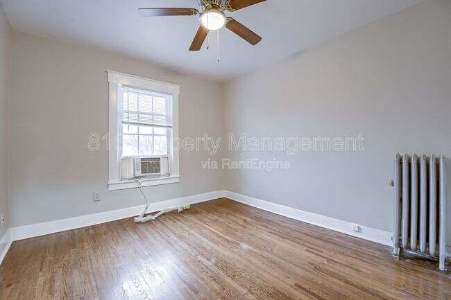 Building Photo - 513 Prospect Ave