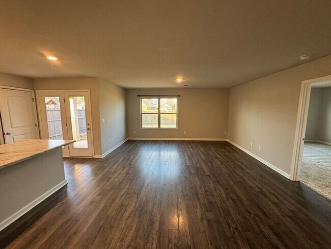 Building Photo - Make This Your HOME with a FENCED YARD