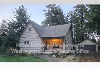 Building Photo - 5215 53rd St W