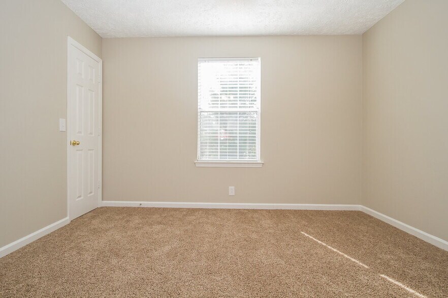 Building Photo - 6005 Bradford Hills Dr