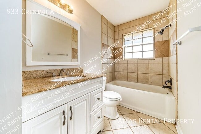 Building Photo - 933 Crestview Dr