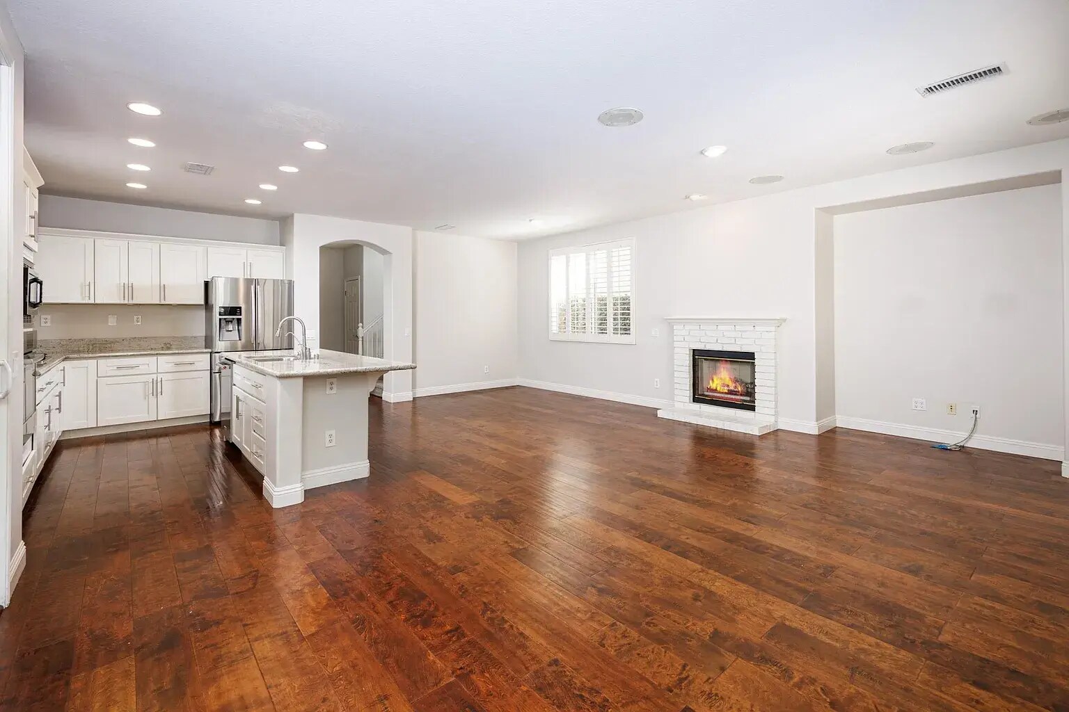 Building Photo - 35 Laurelhurst Dr
