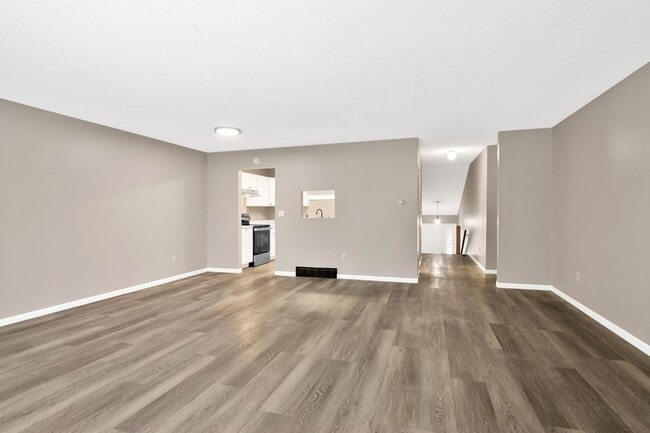 Building Photo - 3463 Blackwood Dr