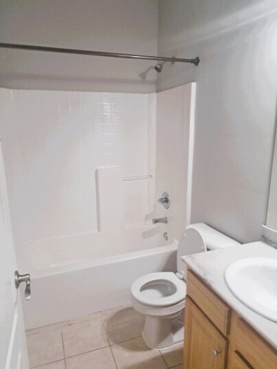 Building Photo - 265 Oxmoor Pl