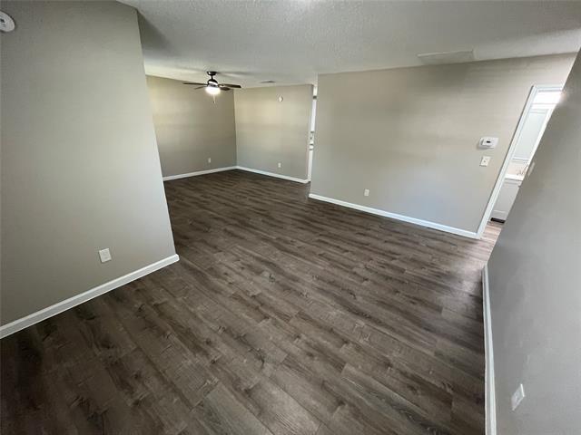 Building Photo - 12508 Meadowcrest Ln