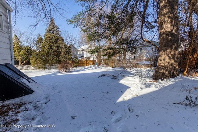 Building Photo - 16 Ralph St