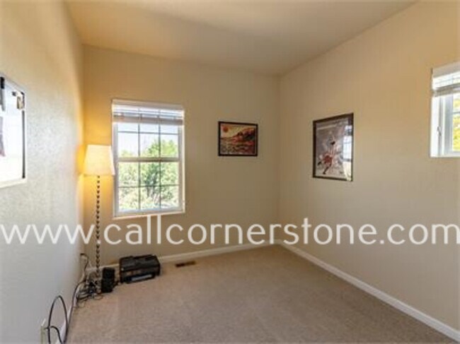 Building Photo - 5469 Prominence Point - 1