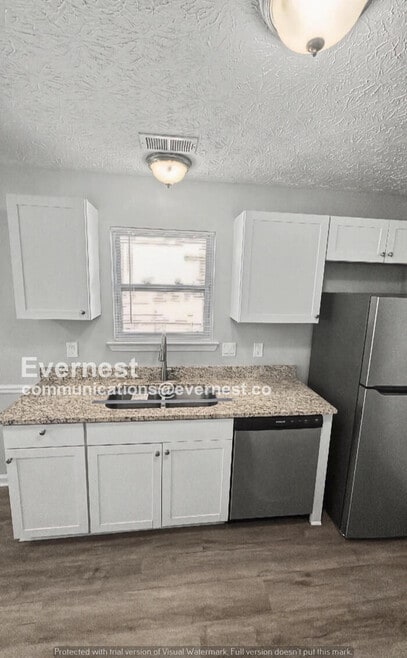 Building Photo - 972 Maple Leaf Ridge