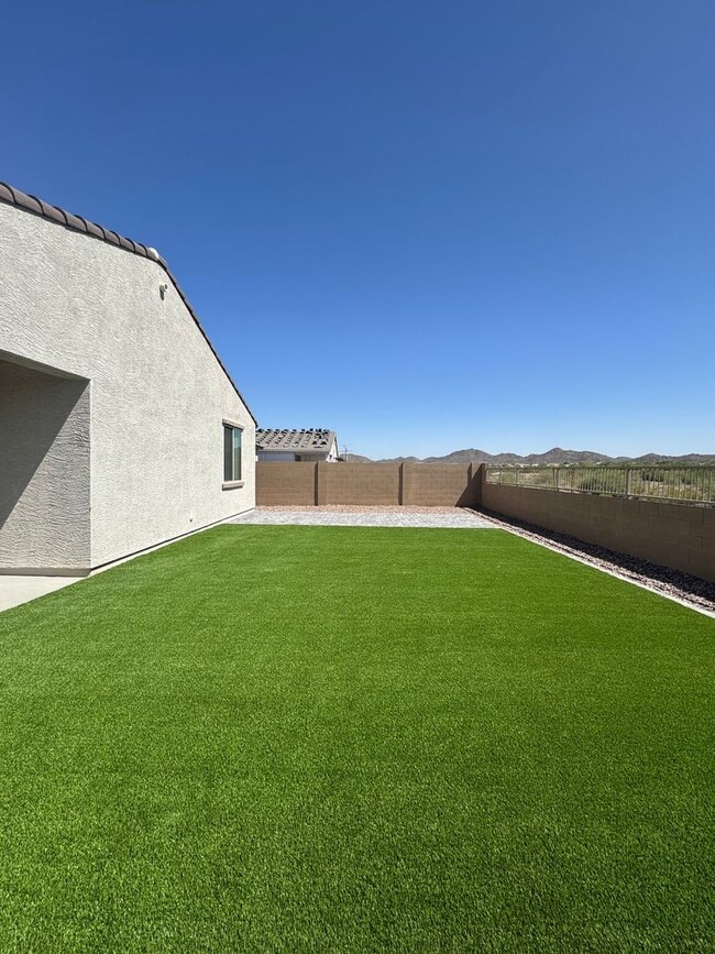 Building Photo - BRAND NEW HOME IN ALORAVITA IN PEORIA