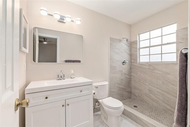 Building Photo - 9755 SW 52nd Rd