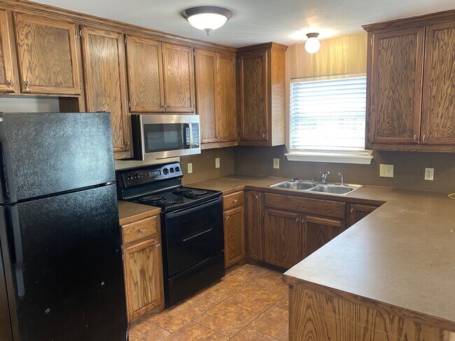 Building Photo - 3426 Parish Cir