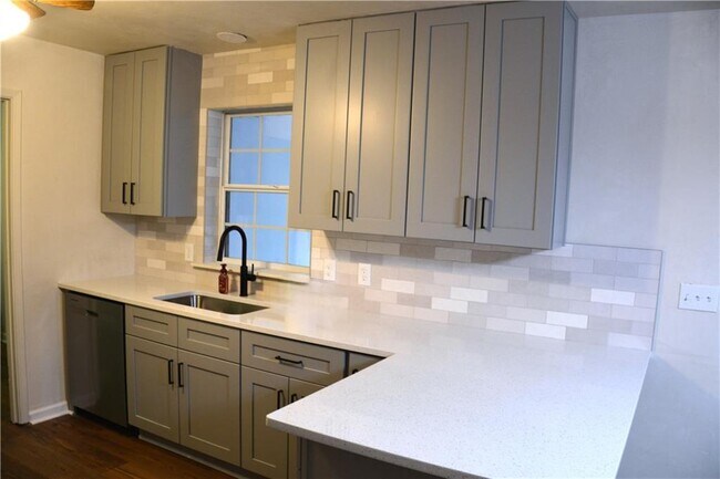 Building Photo - 1745 Mineral Springs Rd