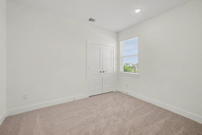 Building Photo - 21231 Creeping Bentgrass Dr